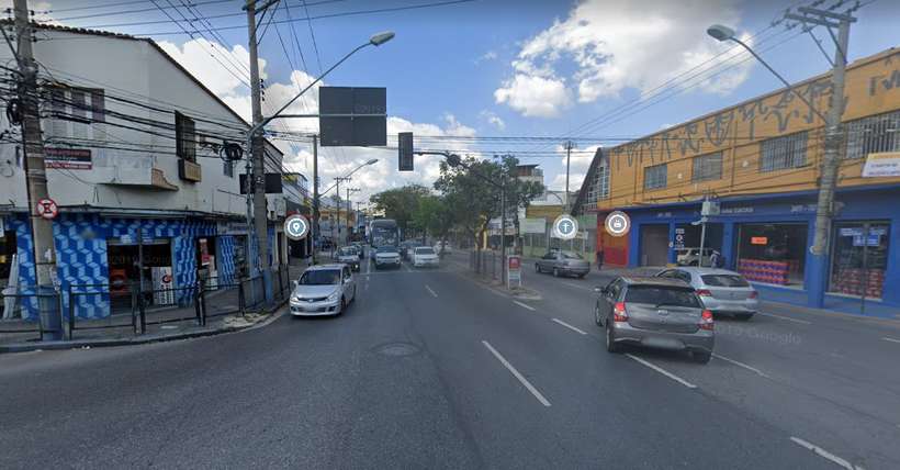 Motorista sem carteira provoca acidente que fere duas pessoas em BH - Google Maps