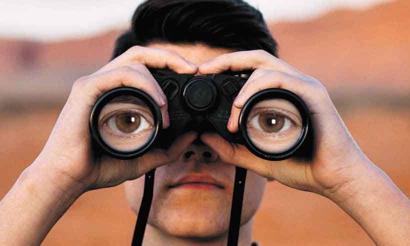 Stalking: você sabe o que é? É preciso falar a respeito - Tumisu/Pixabay
