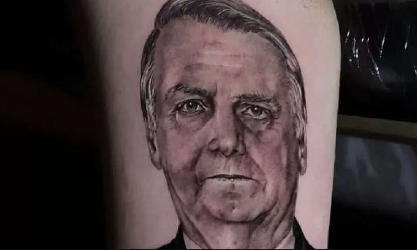 Renan Bolsonaro tatua rosto do pai no braço: 'Homenagear esse grande homem' - Redes sociais/Reprodução