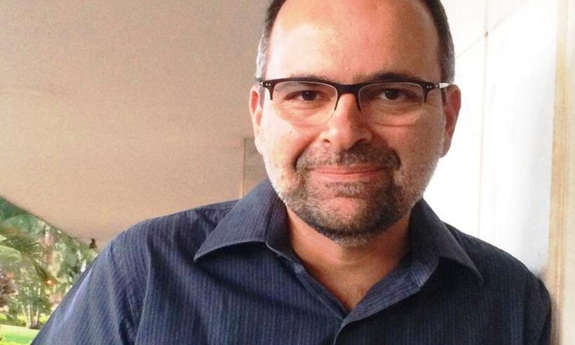 Sonho, pesadelo e mistério em 'Os planos', novo livro de Carlos Marcelo - Divulgação