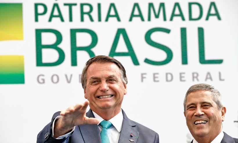 Bolsonaro tem fala contraditória em evento militar no Rio - Alan Santos/PR