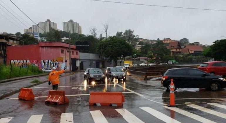 Defesa Civil vai fechar Tereza Cristina para treinamento contra inundação - BHTrans/Divulgação