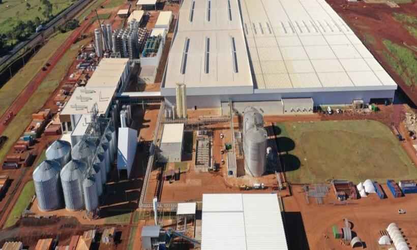 Indústria opera 2,1% abaixo do nível do pré-pandemia, diz IBGE - Agência Minas