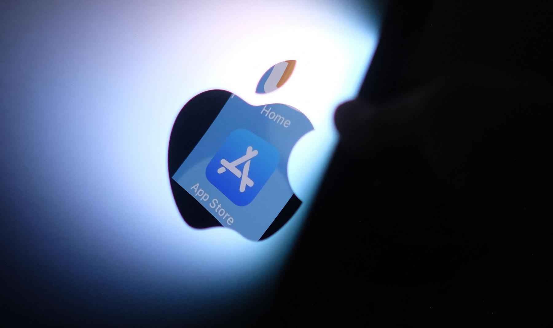 Apple anuncia atraso para lançar novas medidas contra pornografia infantil - Chris DELMAS / AFP