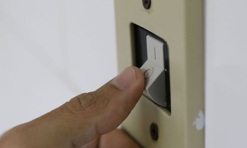 Com conta de luz mais cara, confira como diminuir o uso da energia  - Fernando Frazão/Agência Brasil
