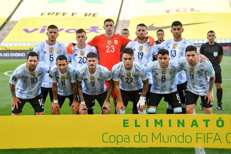 Polícia Federal investiga jogadores argentinos por falsidade ideológica - (Foto: NELSON ALMEIDA / AFP)
