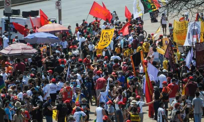 Grito dos Excluídos encerra ato contra Bolsonaro na Praça da Estação, em BH - Leandro Couri/EM/D.A Press