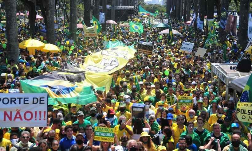 Vereador de BH que propagou racismo religioso discursa em ato pró-Bolsonaro - Ramon Lisboa/EM/D.A Press