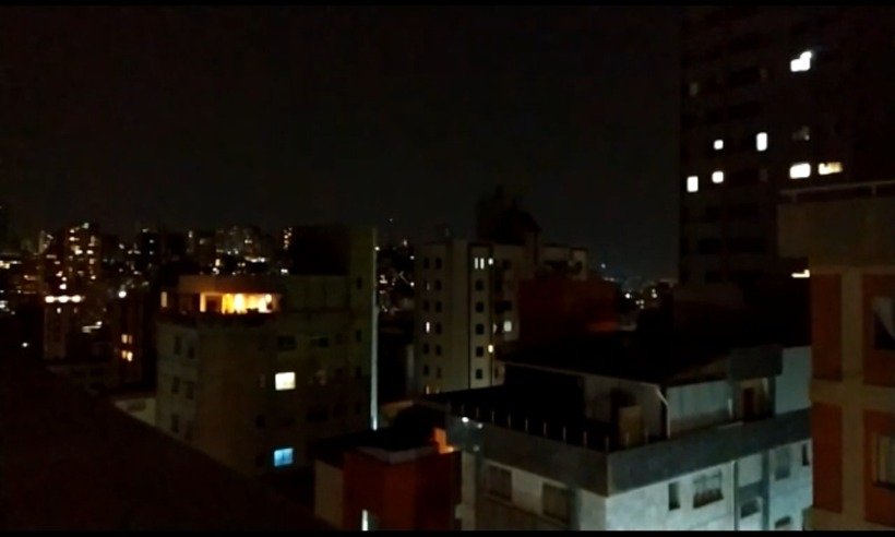 Veja o panelaço contra o governo Bolsonaro em BH e outras capitais - Isabella Veloso/EM/D.A Press