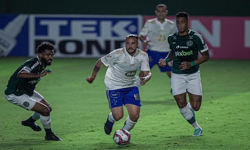 Cruzeiro só empata e continua longe dos ponteiros - Heber Gomes/AGIF/Estadão Conteúdo