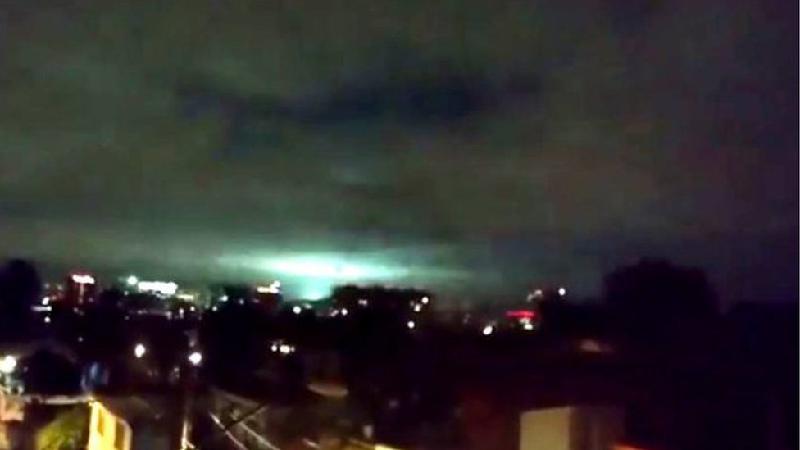 O que eram os misteriosos flashes de luz vistos no céu do México durante o terremoto? - BBC