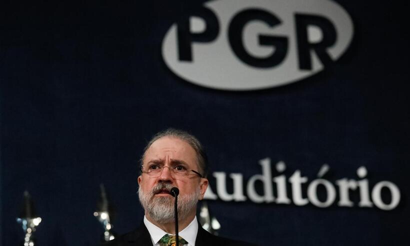 Aras não cita Bolsonaro, fala em atos ordeiros, e prega 'processo legal' - Isac Nobrega/PR 