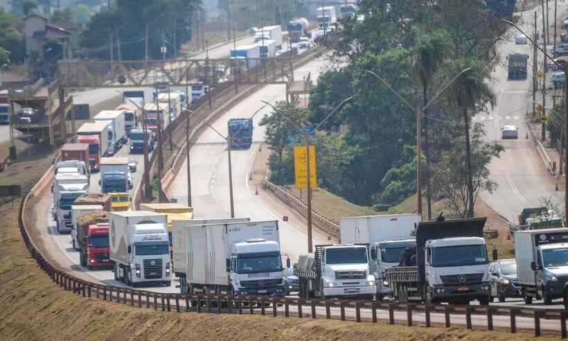 Confederação Nacional do Transporte diz não apoiar ato dos caminhoneiros - Leandro Couri/EM/DA Press