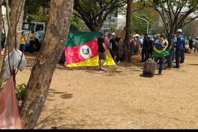 Retirada de acampamento revolta manifestantes na Esplanada; veja vídeo -  Bernardo Lima CB/D.A/Press