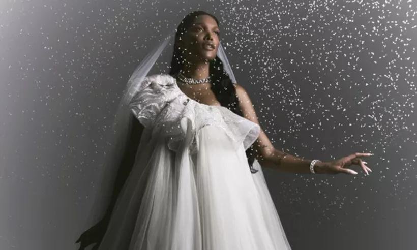 Pedida em casamento, Majur estampa capa de Vogue Noiva - Divulgação/ Vogue/ Mariana Maltoni