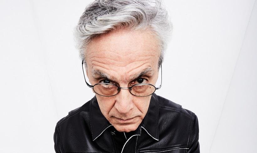 Caetano Veloso aborda a tecnologia em seu novo single, 'Anjos tronchos' - Fernando Young