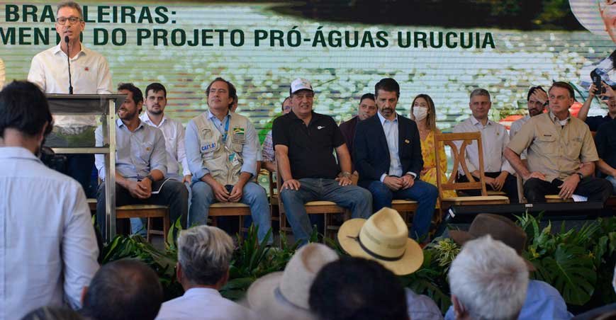 Bolsonaro e Zema discursam em defesa do que chamam 'nova fase política' - Cristiano Machado/Imprensa MG