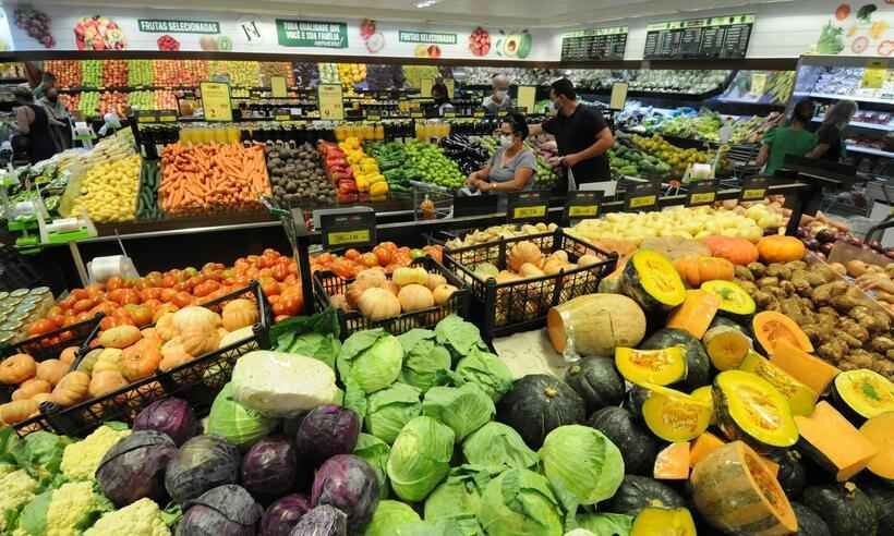 Preço no sacolão tem aumento de até 90% e variações de 276% em BH - Tulio Santos/EM/D.A Press