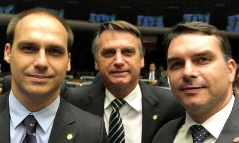 Entenda como a família Bolsonaro promoveu a Prevent Sênior - Redes Sociais/Reprodução