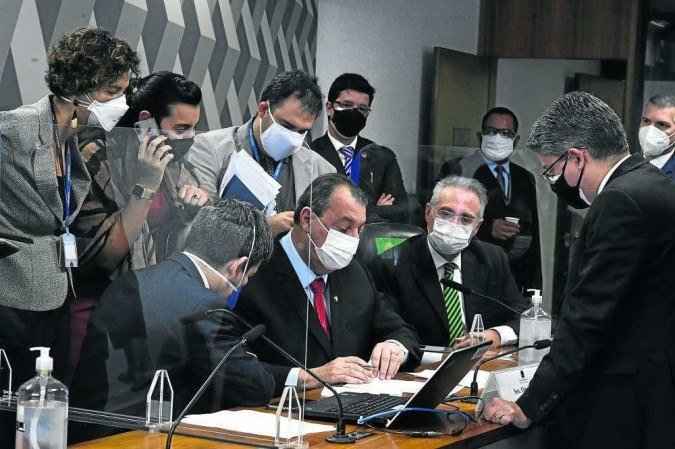 OAB pode ajudar CPI a denunciar Bolsonaro ao Tribunal Internacional - Agência Senado
