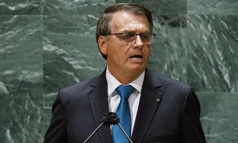 Na ONU, Bolsonaro manipula dados do auxílio emergencial - EDUARDO MUNOZ / POOL / AFP