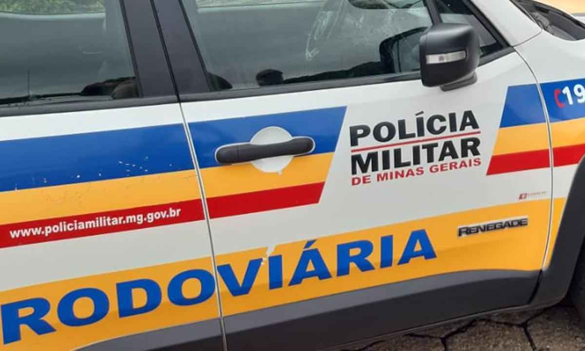 Homem furta gados, troca tiros com a PM e acaba baleado; comparsa foge - Polícia Militar Rodoviária de Minas Gerais/Divulgação