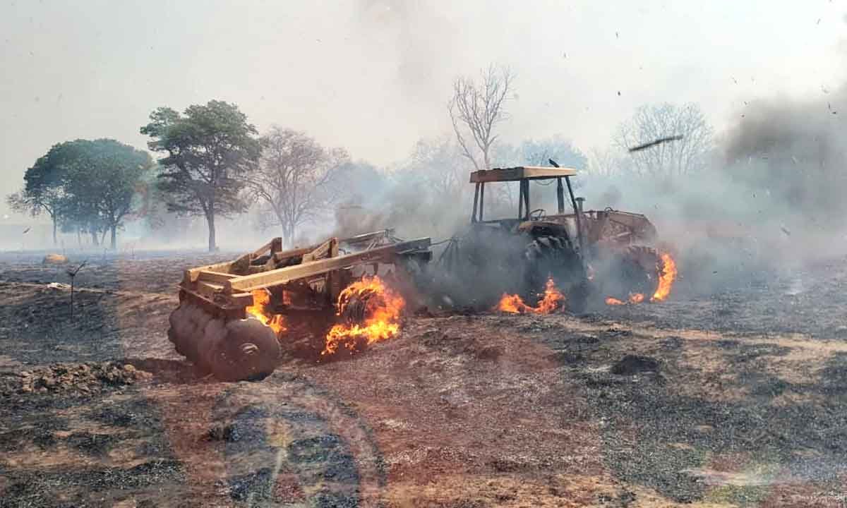 'Nunca vi nada parecido': bombeiro relata horror do fogo e morte em Arinos  - Corpo de Bombeiros de MG/Divulgação