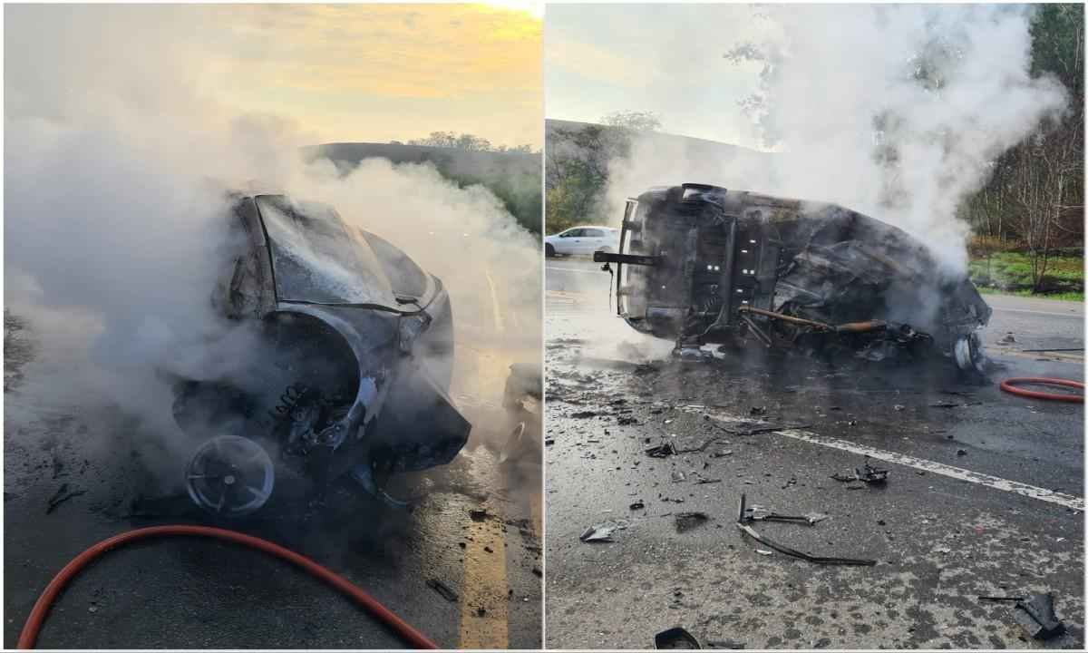 Carros batem e explodem na BR-116. Motoristas morrem carbonizados - Corpo de Bombeiros/Divulgação