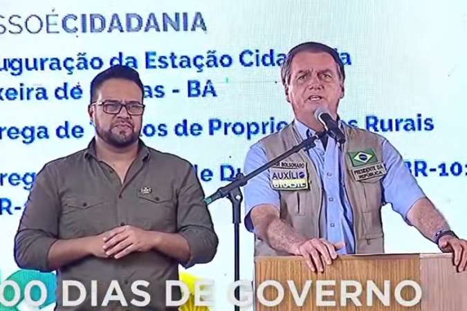 Bolsonaro: "Me pergunto como chegamos até aqui, como estamos sobrevivendo' - Reprodução / TV Brasil
