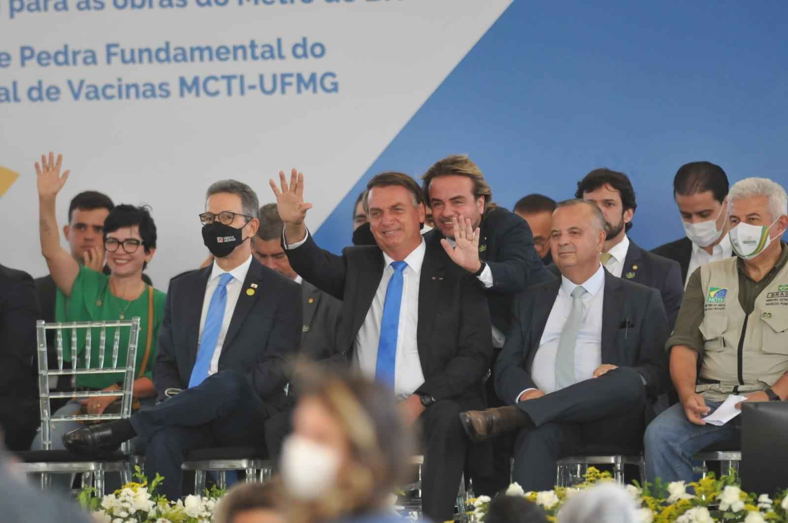 Em BH, Bolsonaro sanciona privatização do metrô e lança centro de vacinas - Gladyston Rodrigues/EM/D.A Press