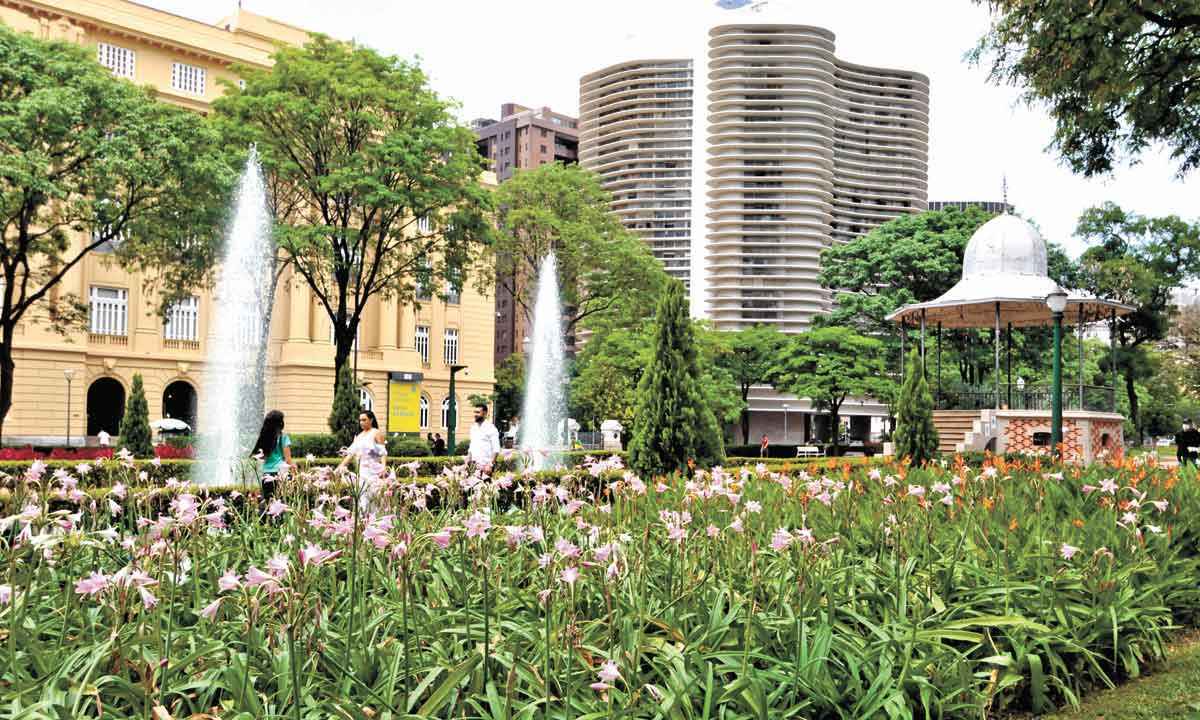 Palácio da Liberdade é reaberto, com espetáculo à parte no jardim da praça - Gladyston Rodrigues/EM/D.A Press