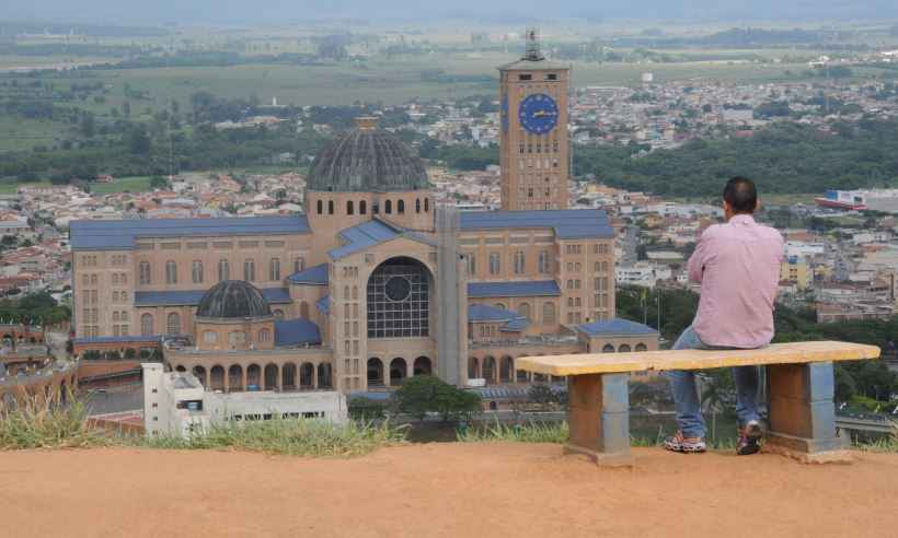 Comerciantes de Aparecida (SP) não estão otimistas com o feriado do dia 12 - Beto Novaes/EM/D.A Press