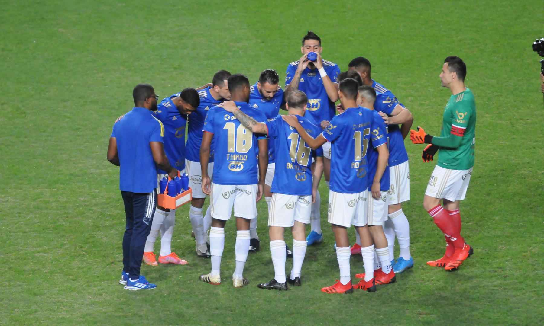 Ex-jogadores comentam situação do clube e possível greve no Cruzeiro - Juarez Rodrigues/EM/D.A Press