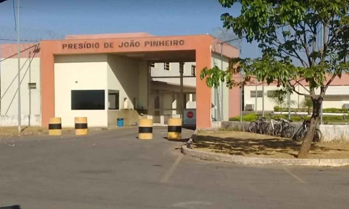 Agente penitenciário é condenado por tráfico em João Pinheiro - Google street view/Reprodução