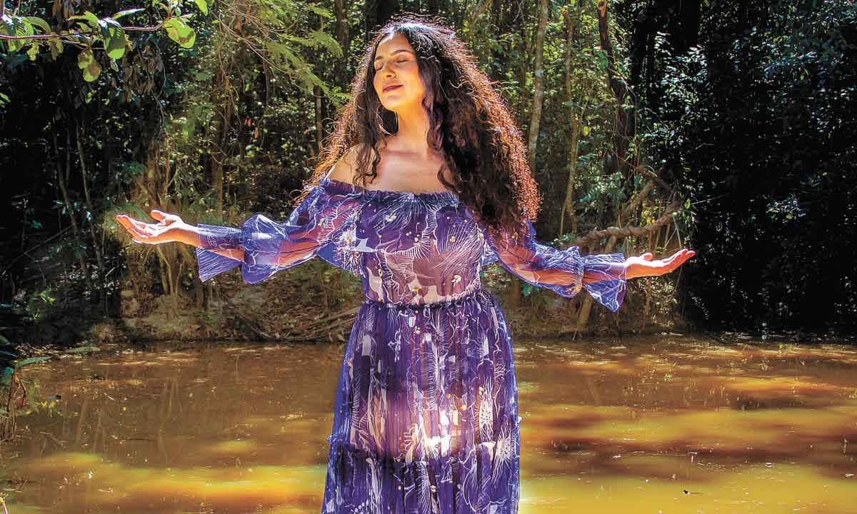 Cantora Aline Calixto lança disco infantil dedicado aos orixás - Vitor Bedeti/divulgação