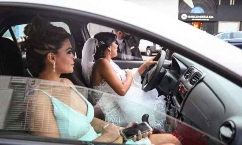Motoristas cancelam 20 vezes e noiva decide dirigir até o próprio casamento - Reprodução/Arquivo Pessoal
