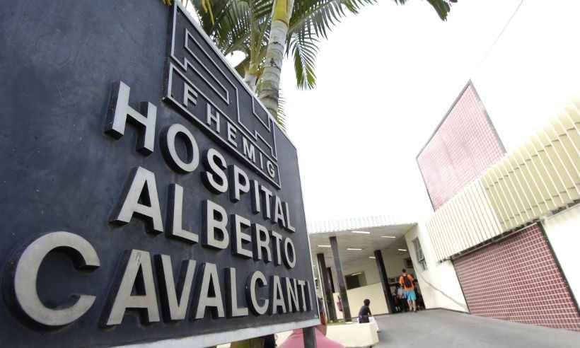 BH: chuva causa desabamento de parte do teto e rachaduras em hospitais - Jackson Romanelli/EM/D.A Press - 26/08/2008