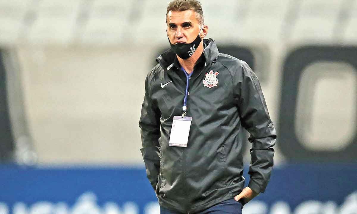 Coelho precisará ter cabeça fria para superar a traição de Mancini - Alexandre Schneider/POOL/AFP