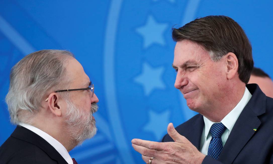CPI indicia Bolsonaro por crime contra a humanidade e fará pressão sobre Aras - AFP