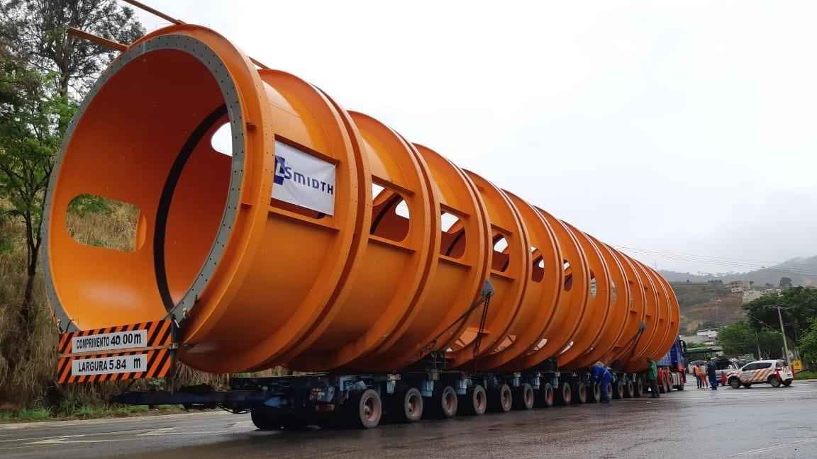 Transporte de peça com 120 toneladas pode 'agarrar' o trânsito na BR-262 - PRF/Divulgação