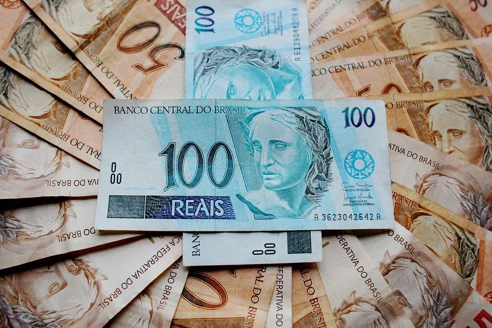 Governo de Minas paga 2ª parcela do auxílio emergencial de R$ 600 - Pixabay