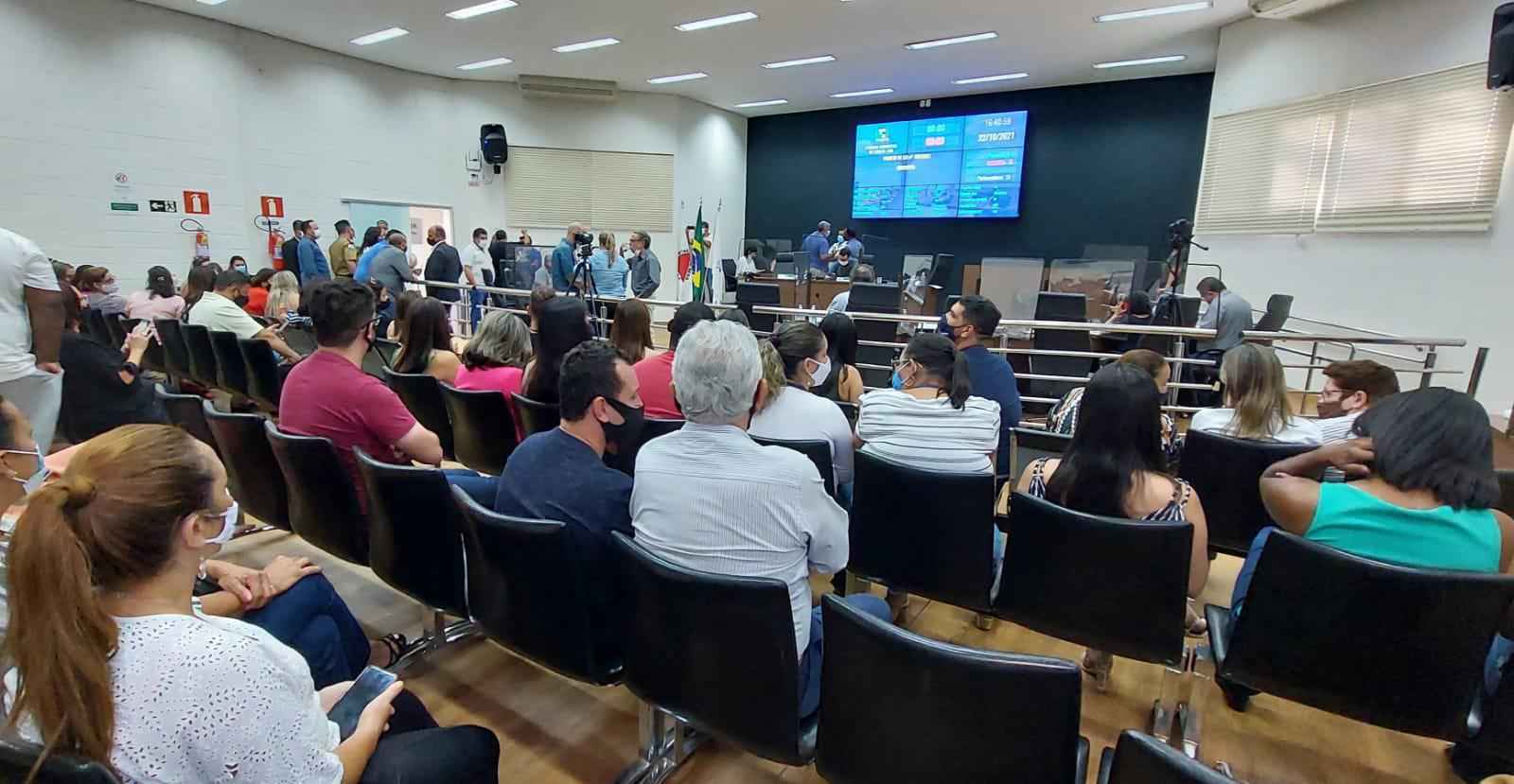 Câmara de Araxá aprova municipalização do ensino do 1º ao 5º ano na cidade - Talyson Oliveira / Esp. EM