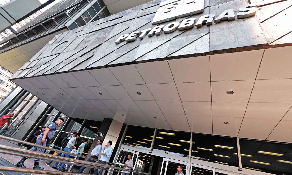 Por que é difícil acreditar na privatização da Petrobras - Fábio Motta/Estadão Conteúdo - 11/4/14