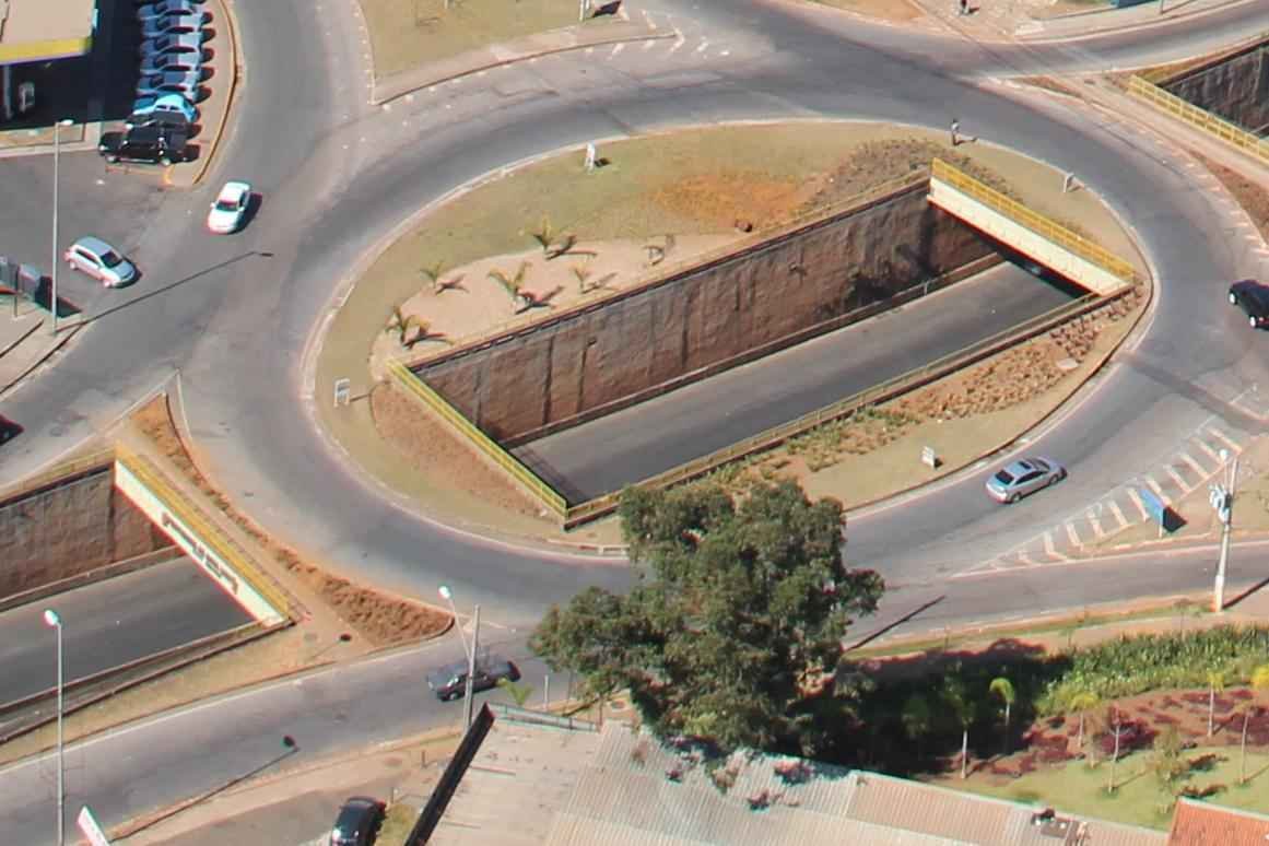 Obra na trincheira das Seis Pistas vai alterar trânsito no fim de semana - Prefeitura de Nova Lima/Divulgação