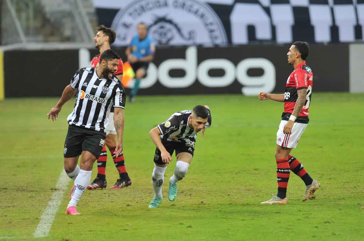 Se derrotar o Flamengo, Galo coloca as duas mãos na taça - Alexandre Guzanshe/EM/D.A Press - 7/7/21