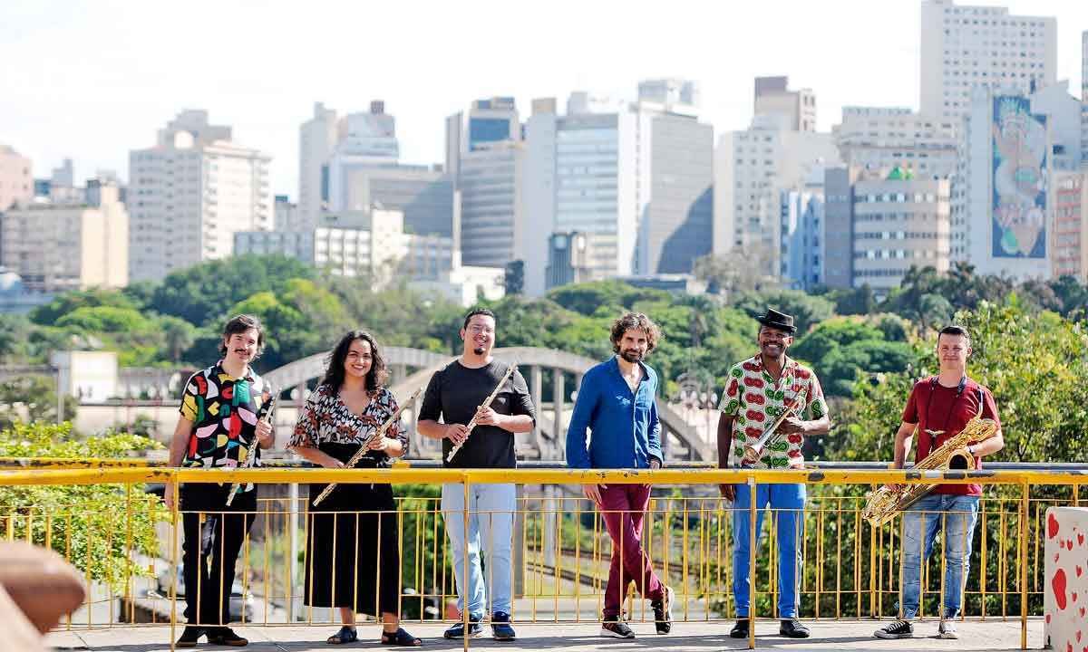 Talentos de BH brilham em ''Meu coco'', faixa-título do disco de Caetano - Túlio Santos/EM/D.A Press