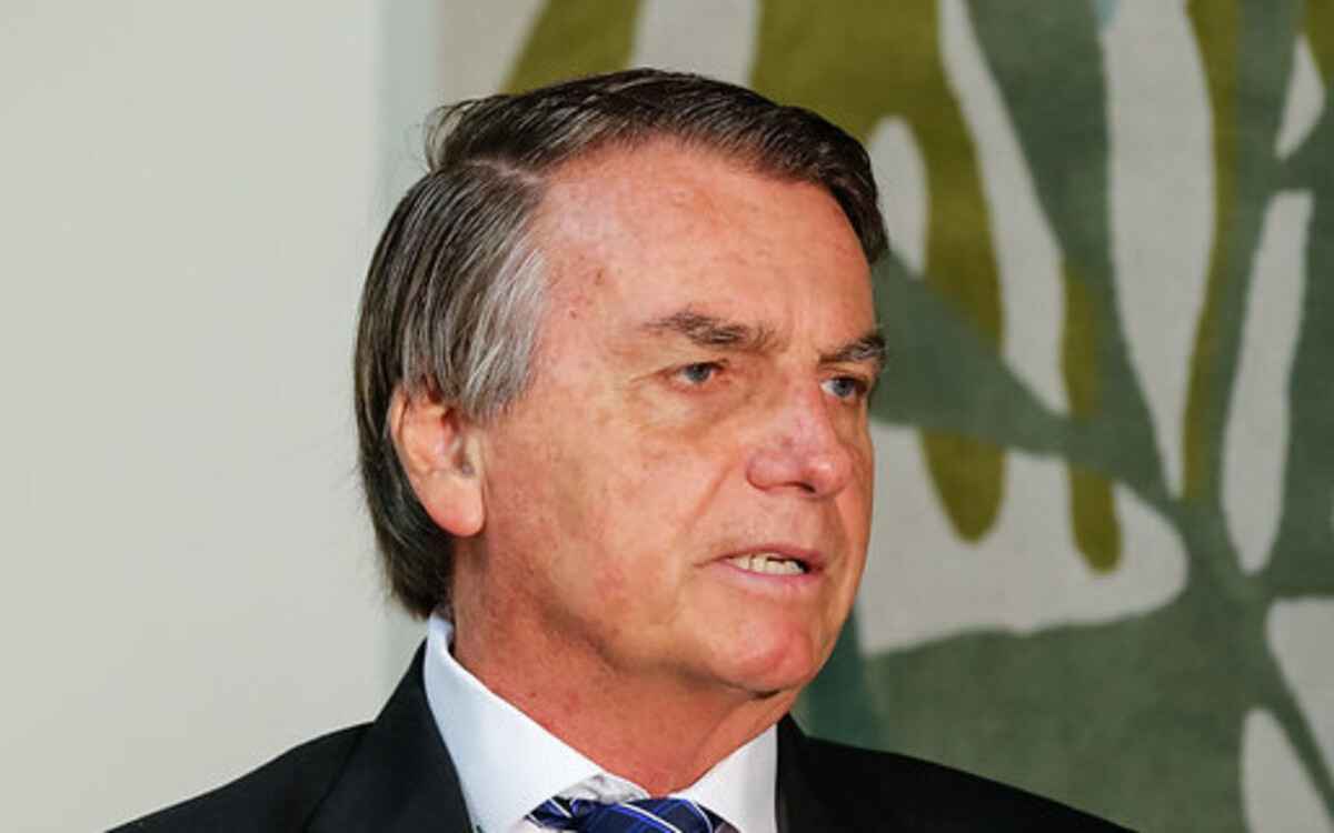Bolsonaro é recebido sob gritos de apoio e protesto em cidade italiana - PR/REPRODUÇÃO