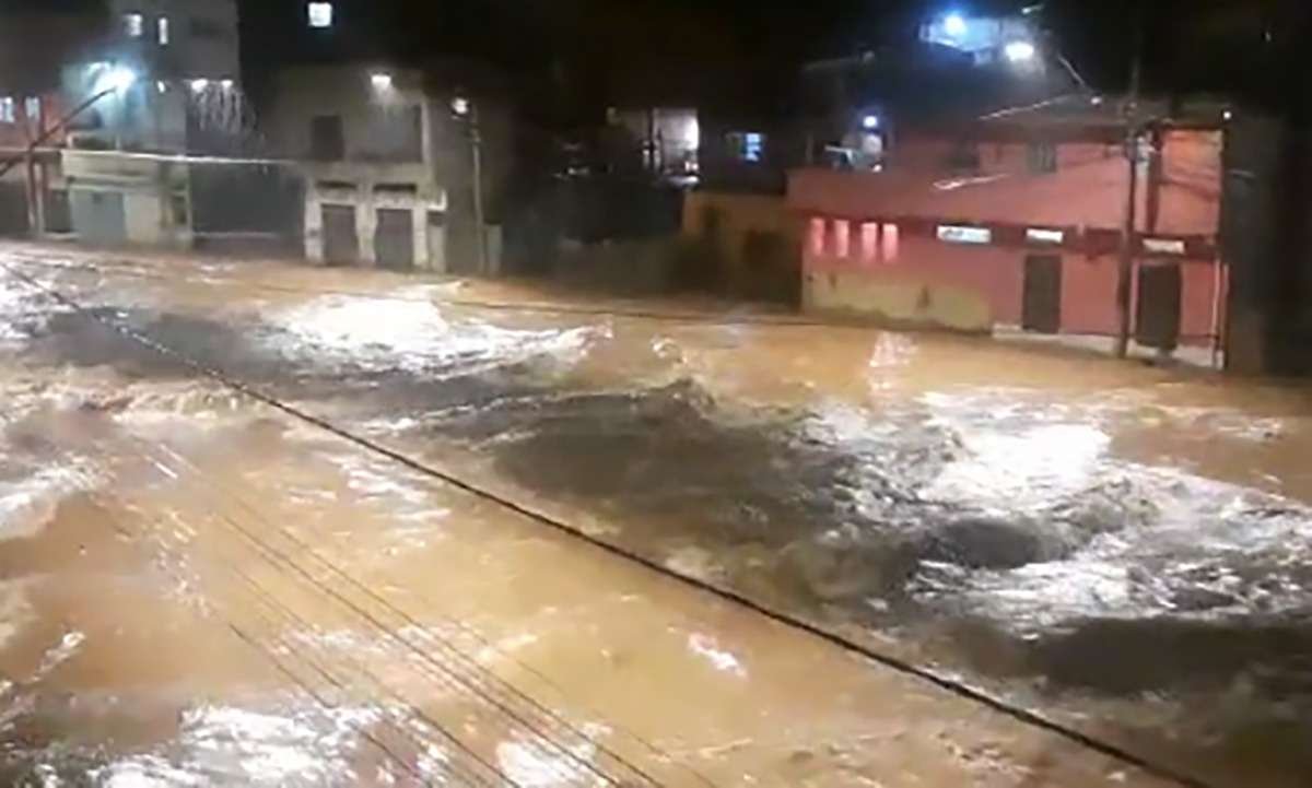 Três regionais de BH já registraram 40% da chuva esperada para novembro - Reprodução/Gabriel Estevam de Melo