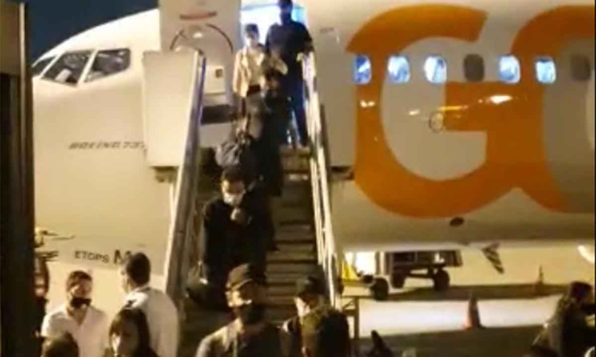 Passageiros querem entrar na Justiça após confusão em voo de Guarulhos - André Lage/Divulgação