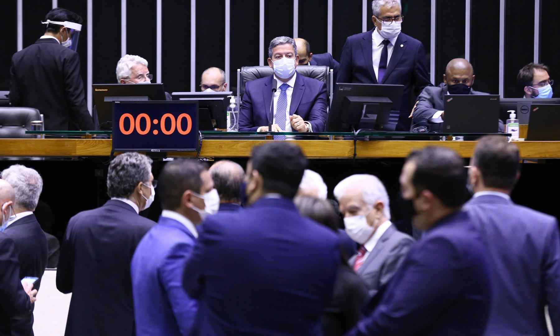 Deputados 'invadem' a madrugada sem votar PEC dos Precatórios - Cleia Viana/Câmara dos Deputados